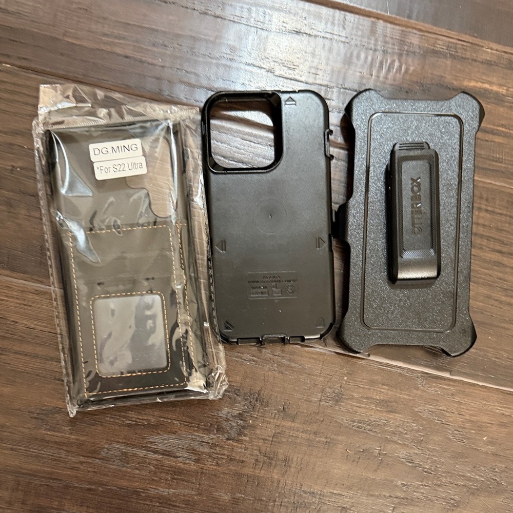 Black Phone Case S22 Ultra & Defender Pro Drop + case for a different phone